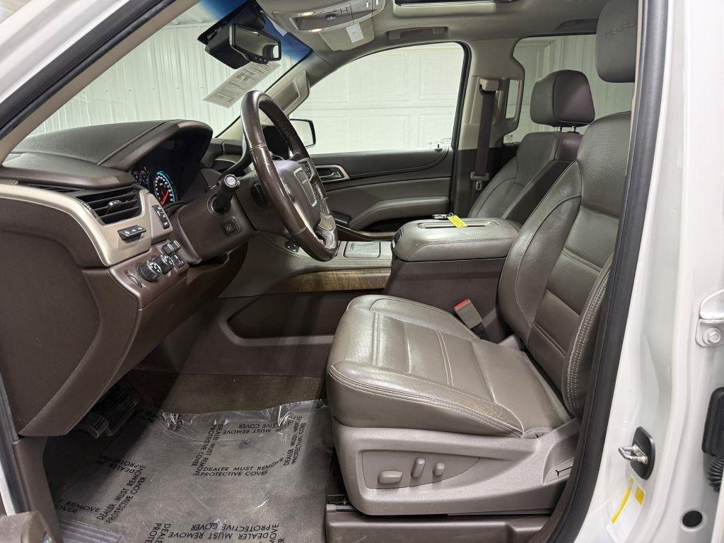Used 2018 GMC Yukon XL Denali w/ Open Road Package AWD/4WD image 10