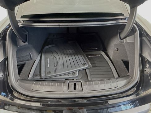 Used 2023 Porsche Taycan w/ Premium Package image 35