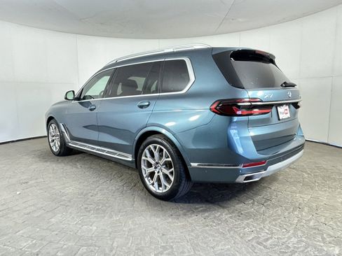 Used 2024 BMW X7 xDrive40i w/ Premium Package image 5