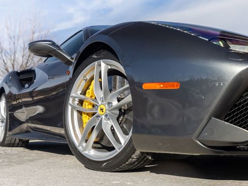 Used 2017 Ferrari 488 GTB image 39