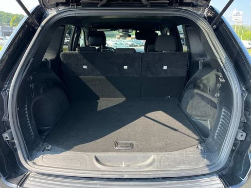 Used 2021 Jeep Grand Cherokee Laredo image 18