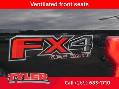Used 2018 Ford F150 Platinum w/ Technology Package AWD/4WD image 13