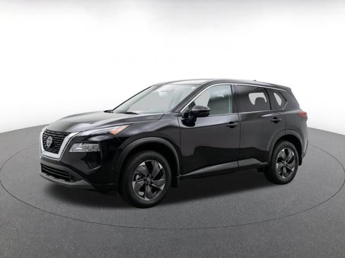 Used 2025 Nissan Rogue SV FWD image 3
