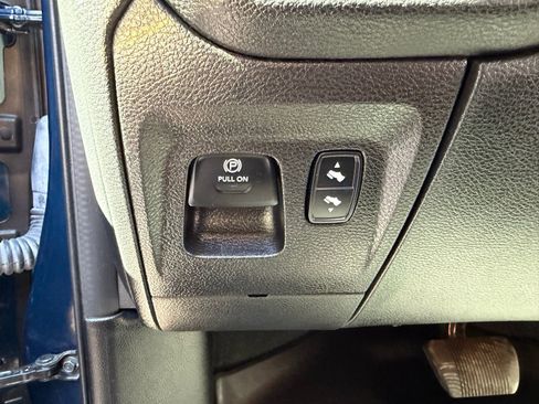 Used 2022 RAM 1500 Big Horn image 15