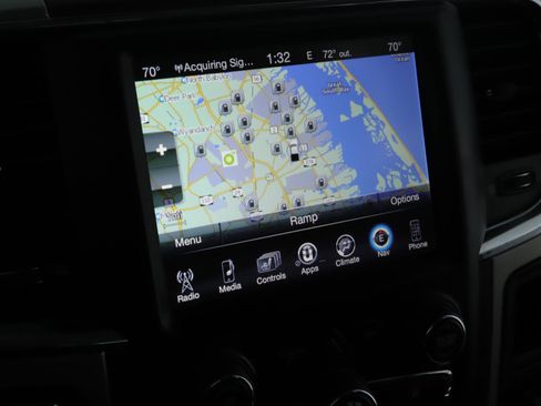 Used 2017 RAM 1500 Laramie w/ Convenience Group image 12