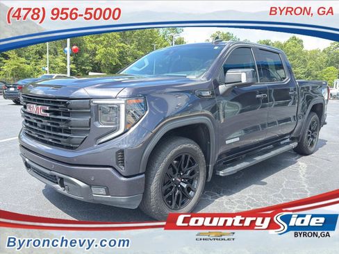 Used 2025 GMC Sierra 1500 Elevation AWD/4WD image 1