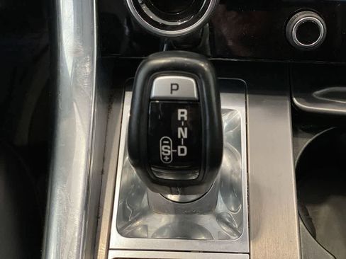 Used 2021 Land Rover Range Rover Sport SE image 22