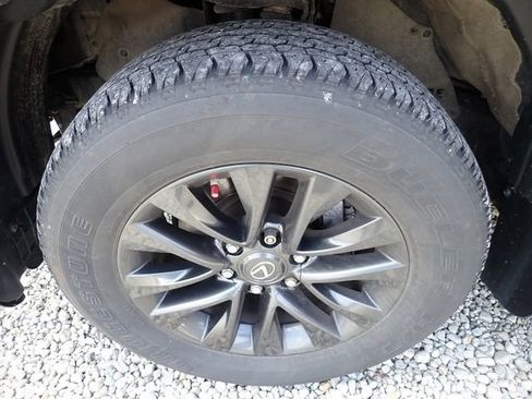 Used 2023 Lexus GX 460 Premium w/ Premium Plus Package image 9