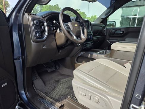 Used 2022 Chevrolet Silverado 1500 LTZ w/ Technology Package AWD/4WD image 18