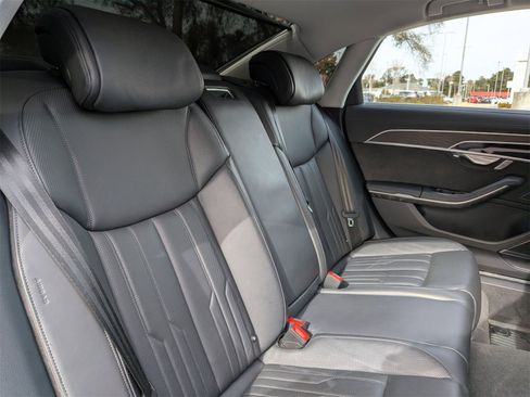 Used 2023 Audi A8 L 3.0T image 36