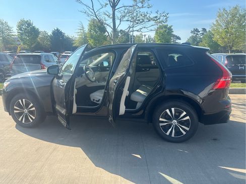 Used 2024 Volvo XC60 B5 Core w/ Climate Package AWD/4WD image 35