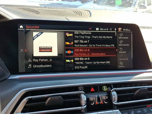 Used 2022 BMW X6 xDrive40i w/ M Sport Package image 18