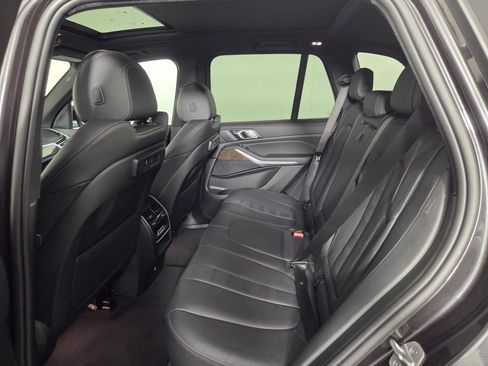 Used 2022 BMW X5 xDrive45e w/ Premium Package AWD/4WD image 22