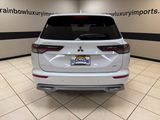 New 2025 Mitsubishi Outlander SEL image 5