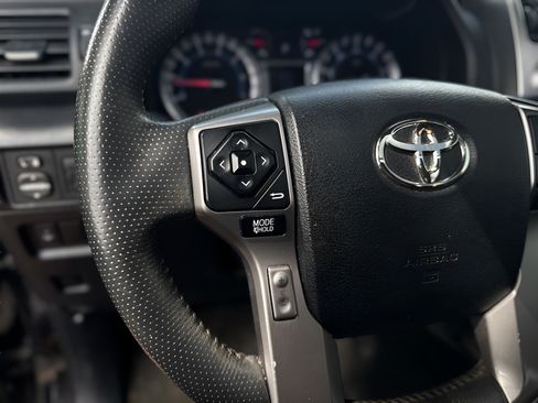 Used 2016 Toyota 4Runner Limited AWD/4WD image 13