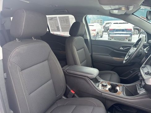 Used 2023 GMC Acadia SLE w/ Driver Convenience Package image 23