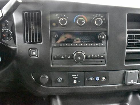 Used 2024 Chevrolet Express 2500 w/ Driver Convenience Package image 21