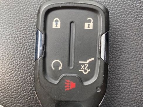 Used 2023 GMC Acadia SLE w/ Driver Convenience Package image 27