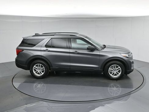 New 2026 Ford Explorer Active RWD image 52