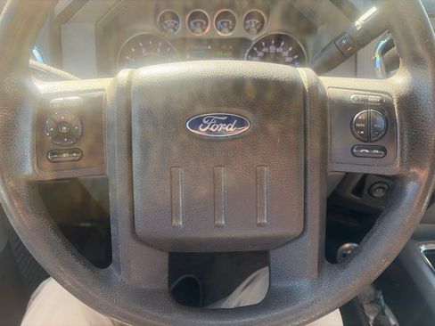 Used 2016 Ford F350 XLT w/ XLT Premium Package AWD/4WD image 18