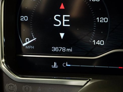 Used 2025 GMC Sierra 2500 Denali Ultimate w/ Max Trailering Package image 12