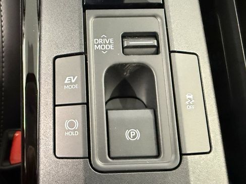 New 2026 Toyota Prius XLE image 23