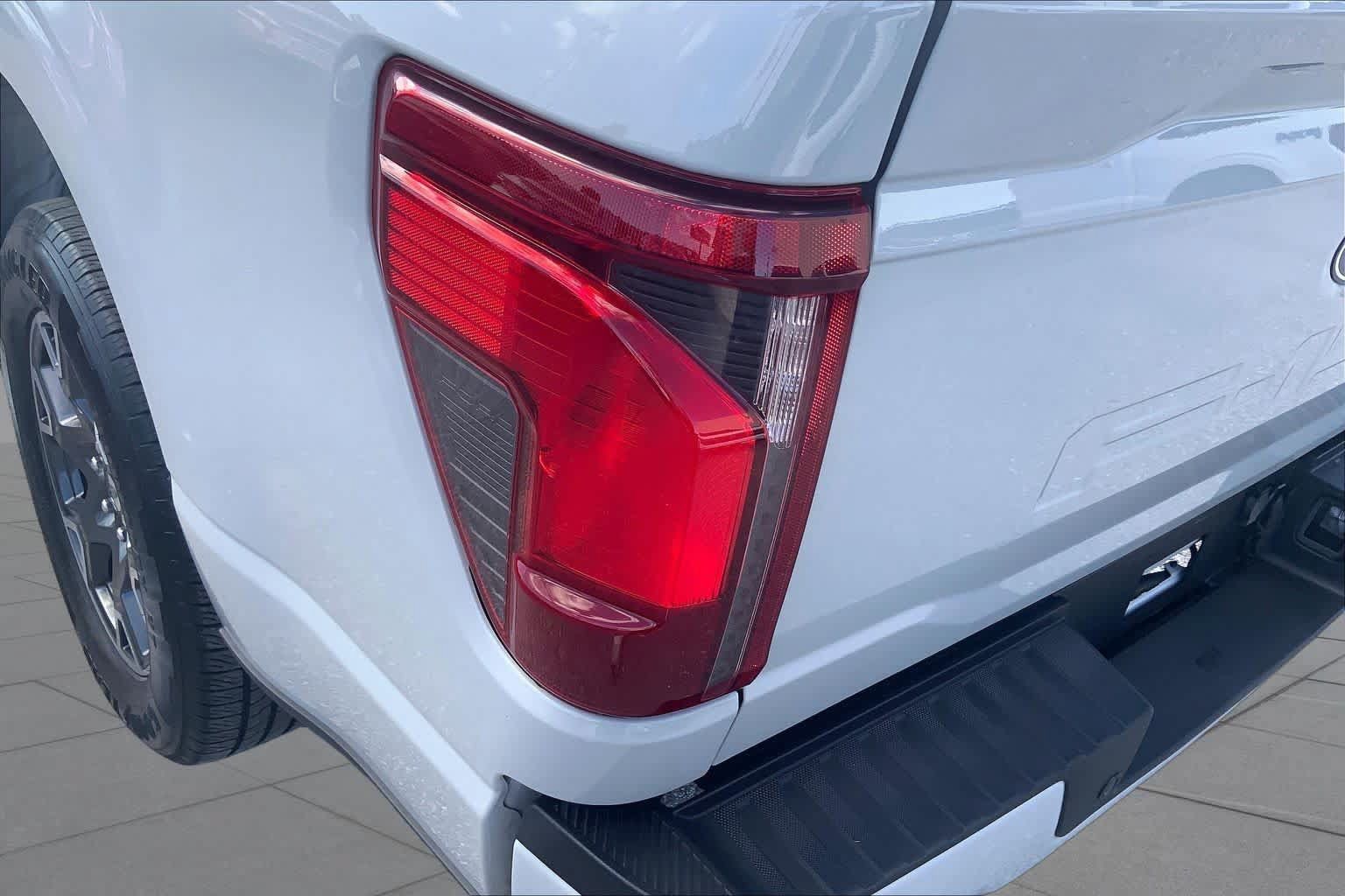 Used 2024 Ford F150 STX RWD image 29