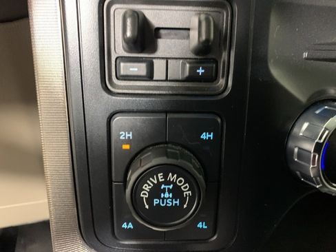 Used 2024 Ford F150 Platinum w/ Equipment Group 703A Plus image 28