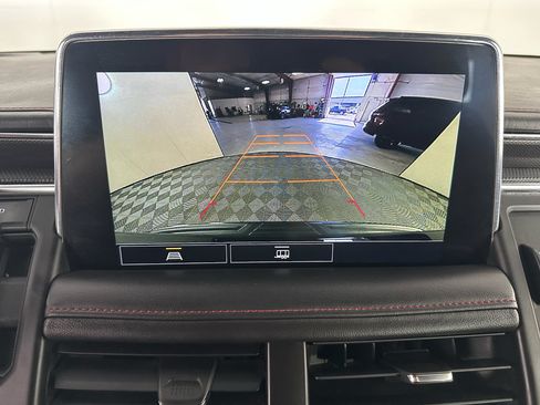 Used 2021 Chevrolet Tahoe RST AWD/4WD image 32
