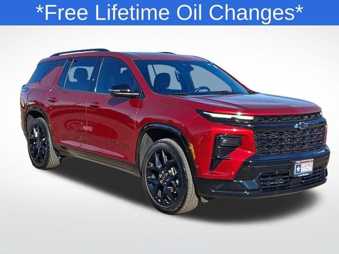 Used 2024 Chevrolet Traverse RS w/ LPO, Floor Liner Package image 1