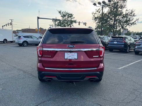 Used 2019 Ford Explorer Limited w/ Ford Safe & Smart Package FWD image 6