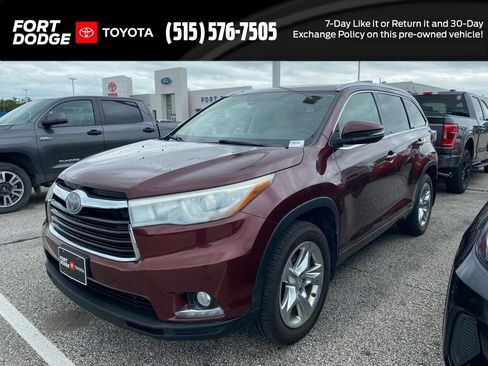 Used 2015 Toyota Highlander Limited w/ Driver Technology Package AWD/4WD image 1