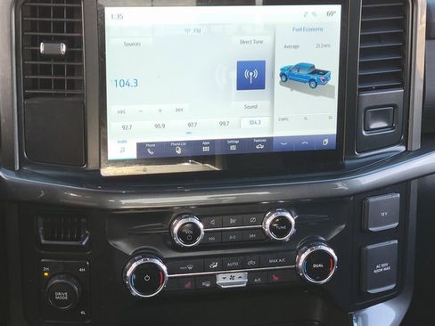 Certified 2022 Ford F150 XLT w/ Equipment Group 302A High image 11