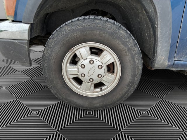 Used 2005 Chevrolet Colorado LS AWD/4WD image 9
