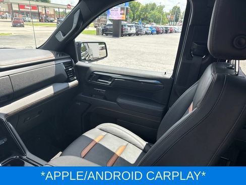 Used 2025 GMC Sierra 1500 AT4 w/ AT4 Premium Package AWD/4WD image 17