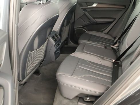 Certified 2025 Audi Q5 e Premium Plus w/ Premium Plus Package image 28