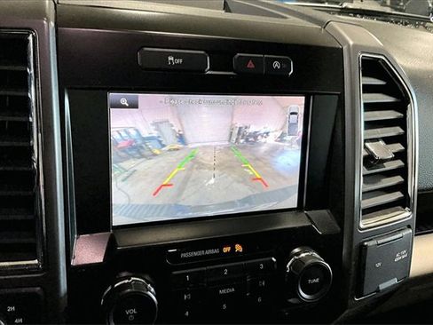 Used 2015 Ford F150 XLT w/ Equipment Group 302A Luxury image 23