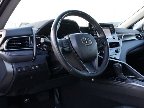 Used 2023 Toyota Camry SE image 15