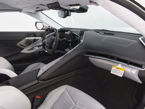 Used 2024 Chevrolet Corvette E-Ray AWD/4WD image 34