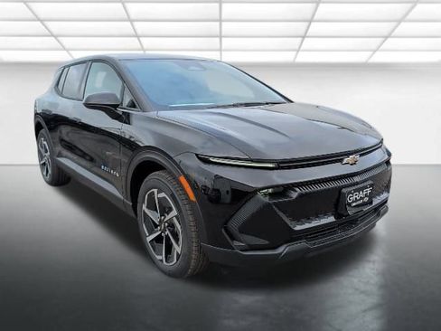 New 2026 Chevrolet Equinox EV LT image 1