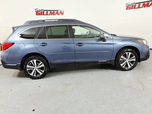 Used 2018 Subaru Outback 2.5i Limited AWD/4WD image 2