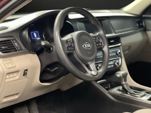 Used 2018 Kia Optima LX image 14