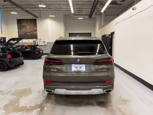 Used 2024 BMW X5 xDrive50e w/ Parking Assistance Package image 4