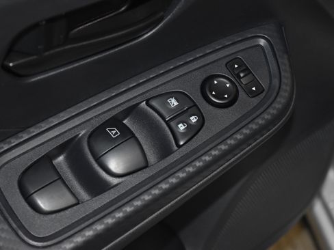 New 2025 Nissan Versa S w/ Trunk Package image 4