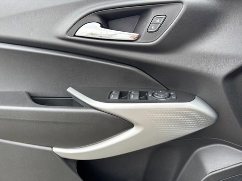 New 2026 Chevrolet Trax LS w/ LS Convenience Package image 17