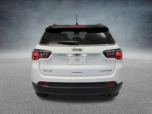 Used 2022 Jeep Compass Limited image 4