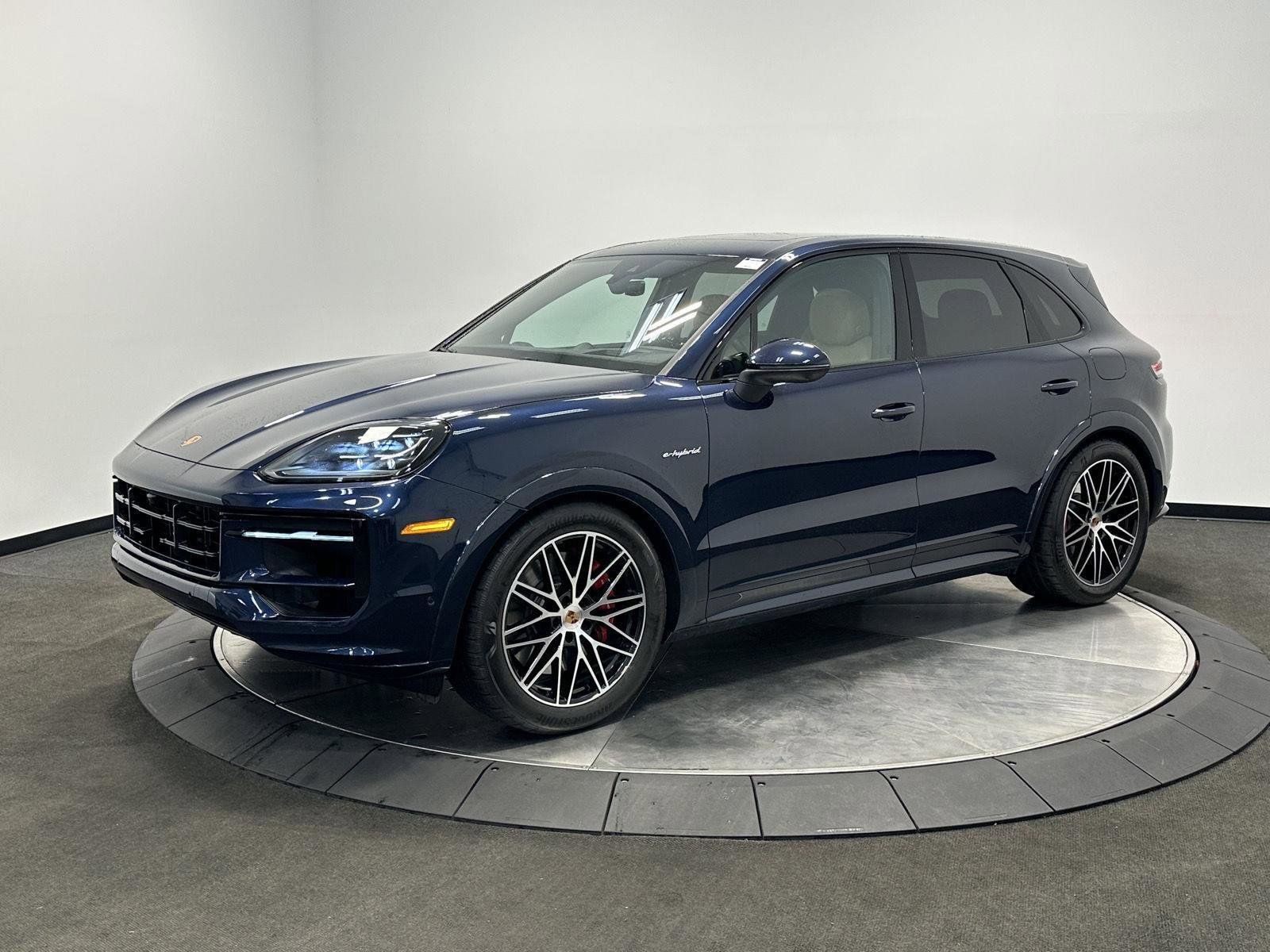 Certified 2026 Porsche Cayenne S AWD/4WD image 1