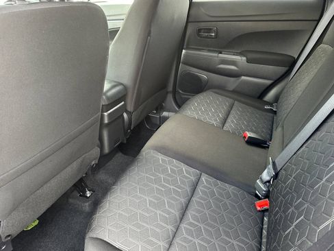 Used 2025 Mitsubishi Outlander Sport ES AWD/4WD image 13