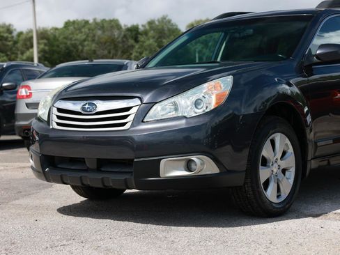 Used 2010 Subaru Outback 2.5i Premium AWD/4WD image 30