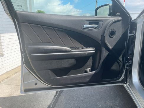 Used 2023 Dodge Charger SXT image 18